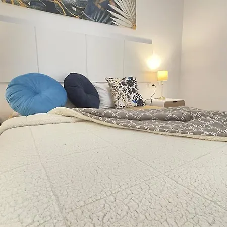 Mar Centre Ocean View Апартаменты